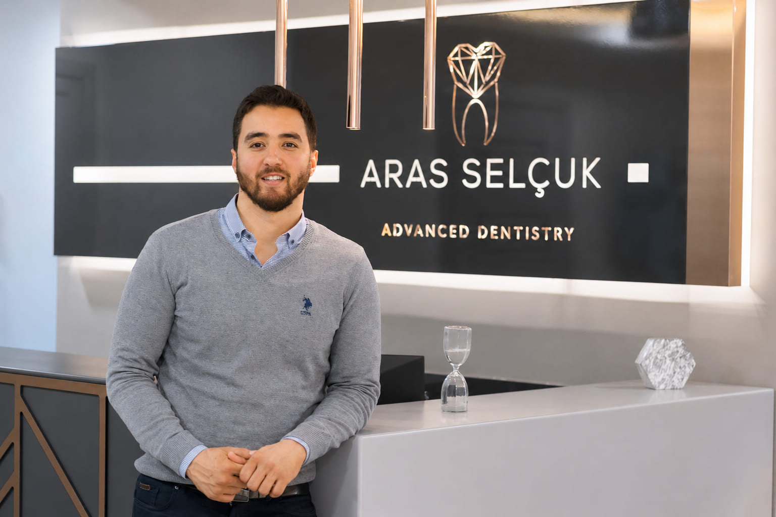 Dr. Aras Selçuk